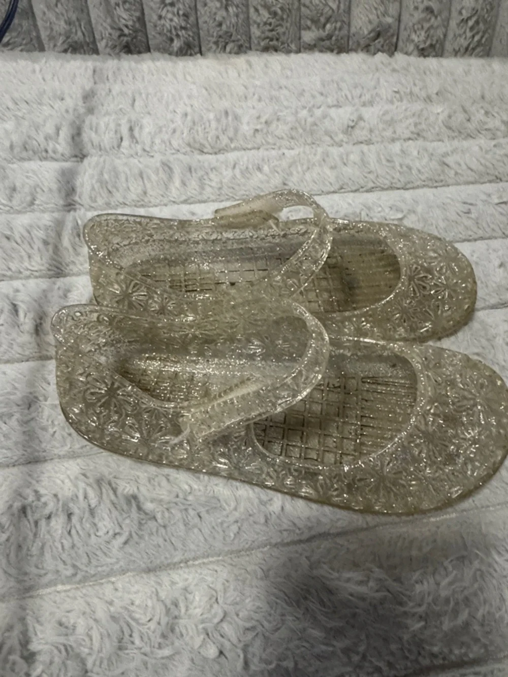 Kids Sparkle Jelly Slip-On Sandals in Gold